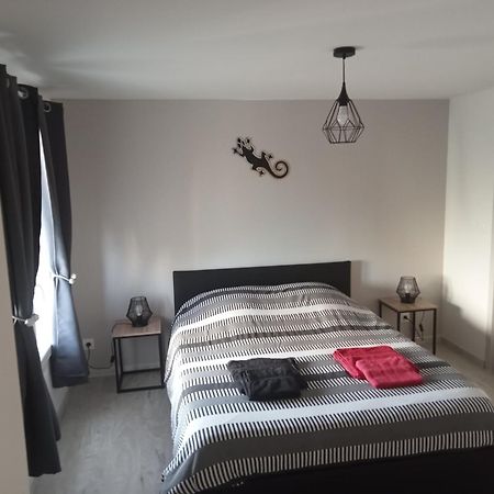 Les Lauriers Roses Apartment ฟองต์วิลเย ภายนอก รูปภาพ