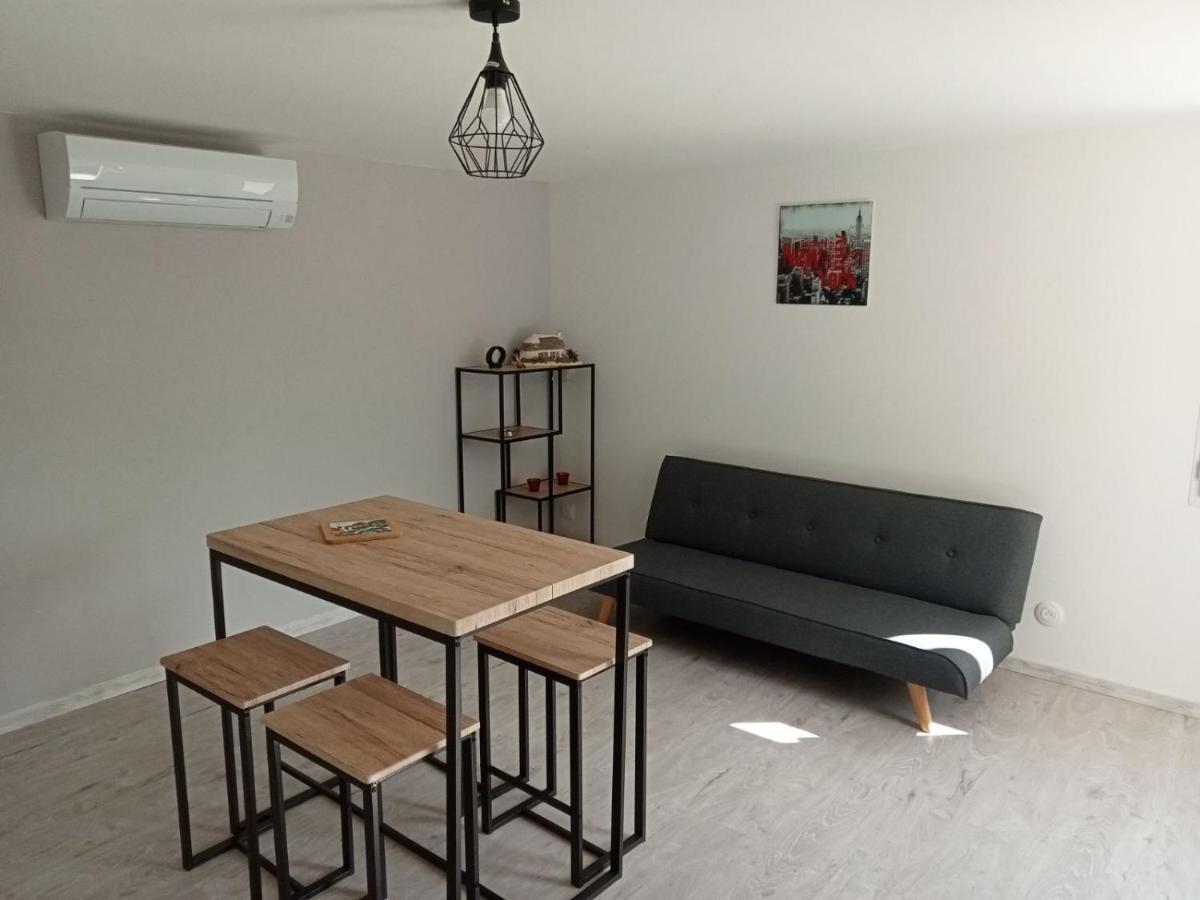 Les Lauriers Roses Apartment ฟองต์วิลเย ภายนอก รูปภาพ