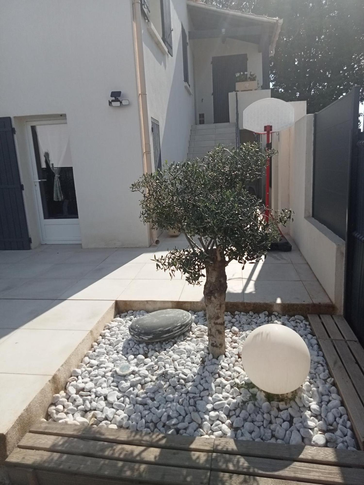 Les Lauriers Roses Apartment ฟองต์วิลเย ภายนอก รูปภาพ