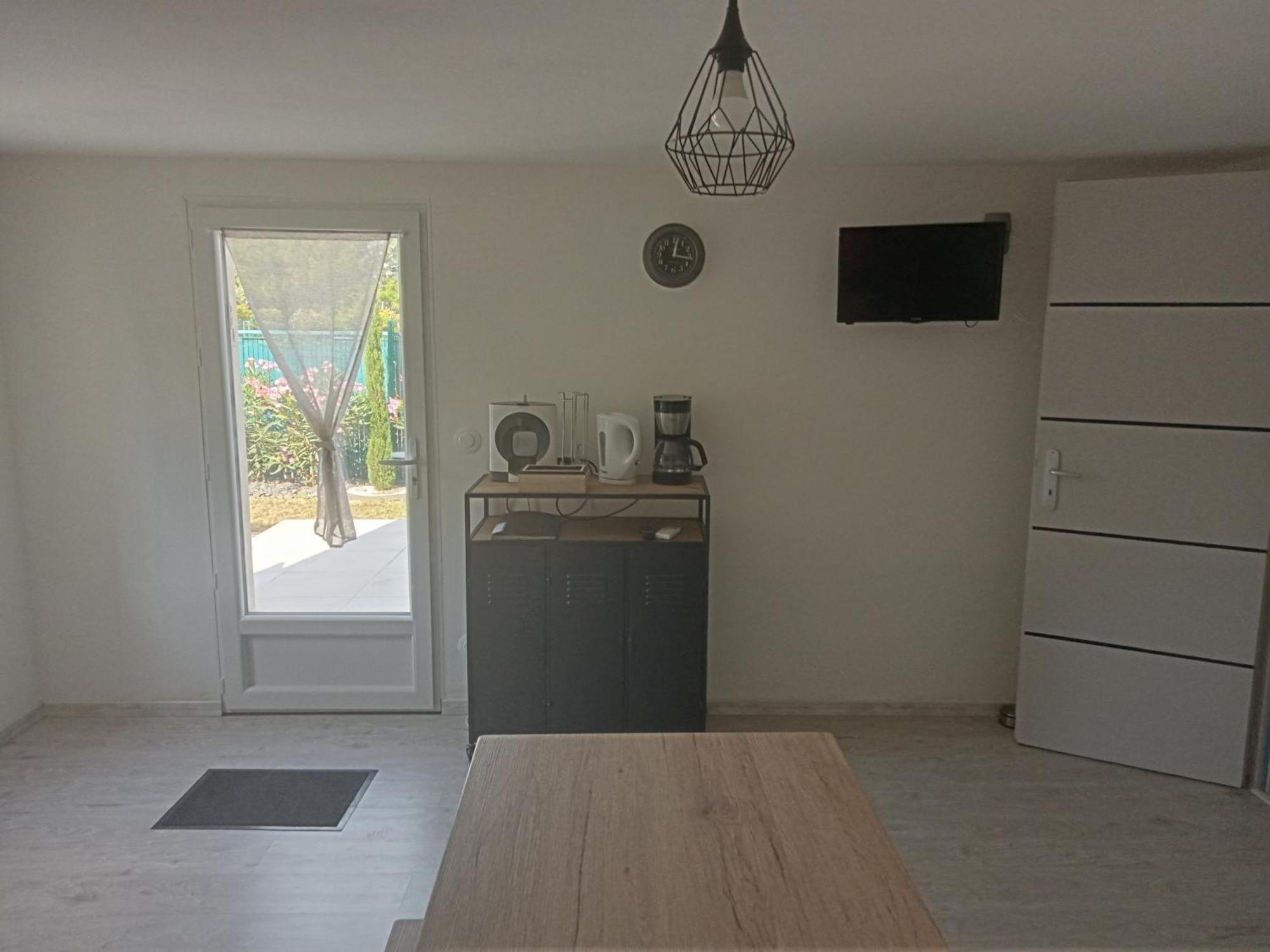 Les Lauriers Roses Apartment ฟองต์วิลเย ภายนอก รูปภาพ