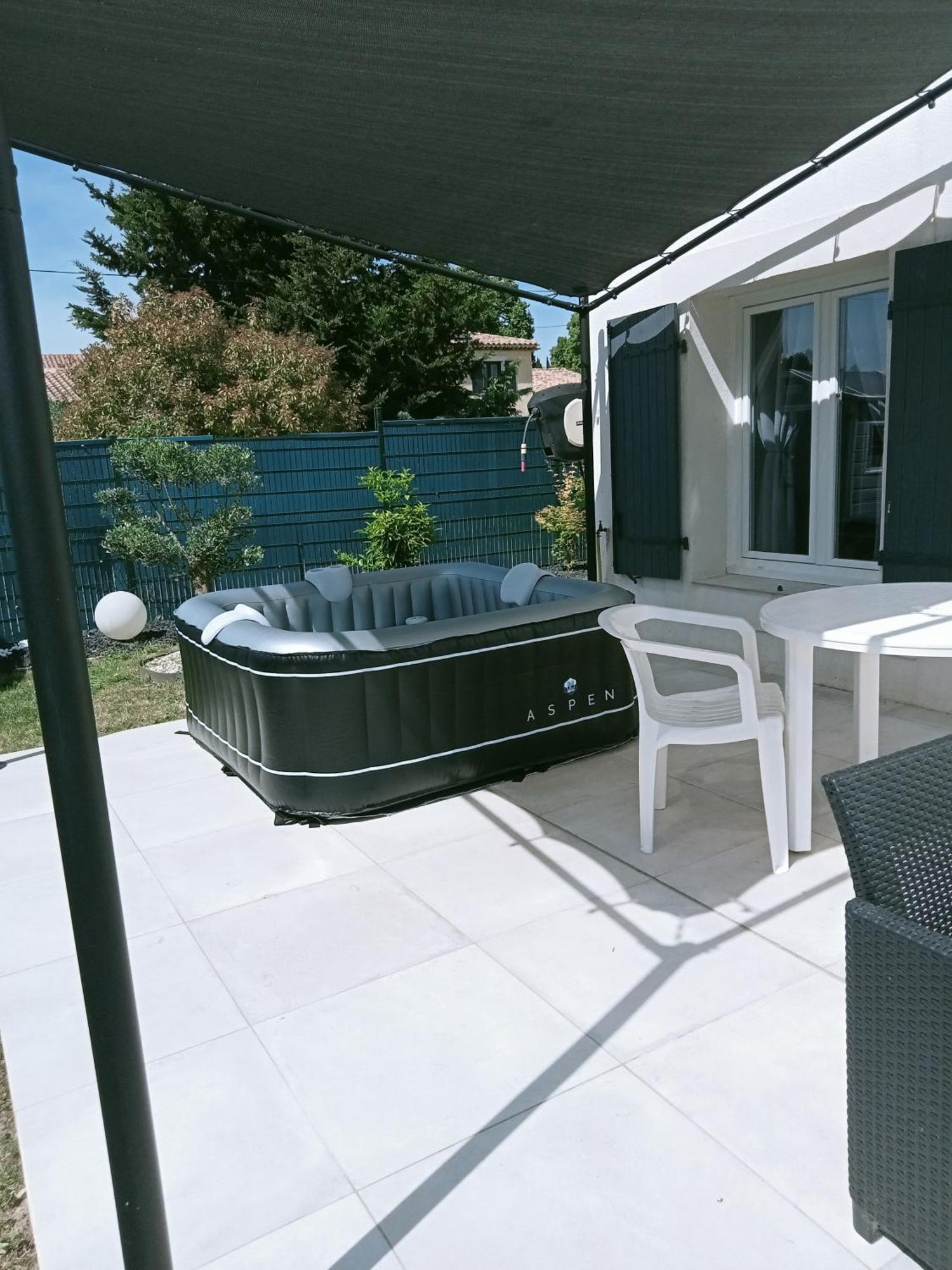 Les Lauriers Roses Apartment ฟองต์วิลเย ภายนอก รูปภาพ